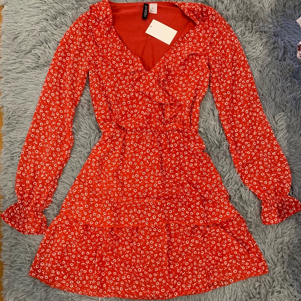This dress is from H&M, size 3XS